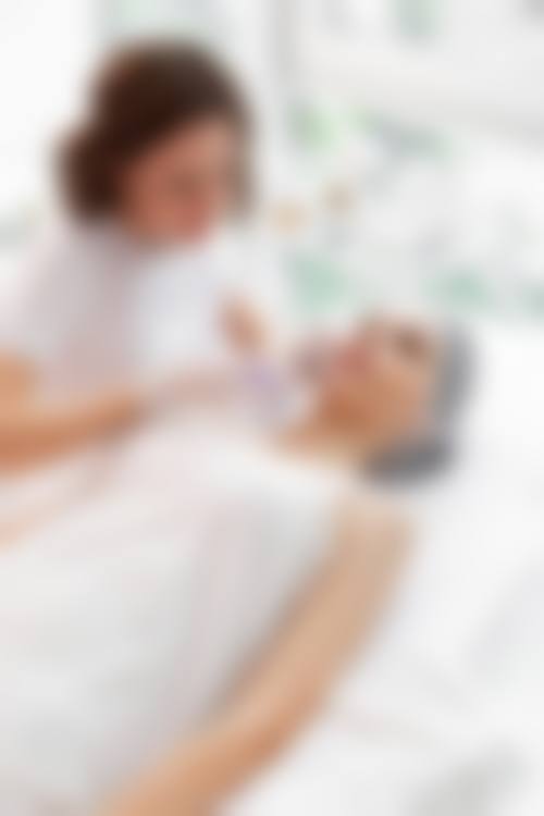 柯于清医生依托合规专精的医美环境